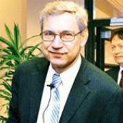 PAMUK,TÜRKÇE ARAŞTIRMA KOMİSONUNA BİLGİ VERECEK